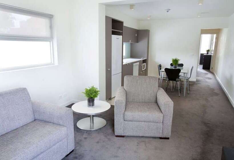 1 Bedroom Apartment with Terrace, Cosmopolitan