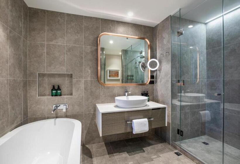 سوئیت با تخت بزرگ, Crowne Plaza Melbourne, An Ihg