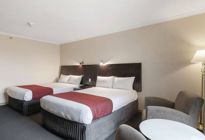 Deluxe Room, Grand Chancellor Launceston