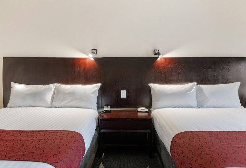 Deluxe Room, Grand Chancellor Launceston