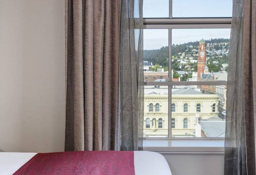 Executive Room, Grand Chancellor Launceston