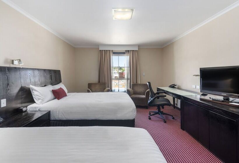 Superior Room, Grand Chancellor Launceston