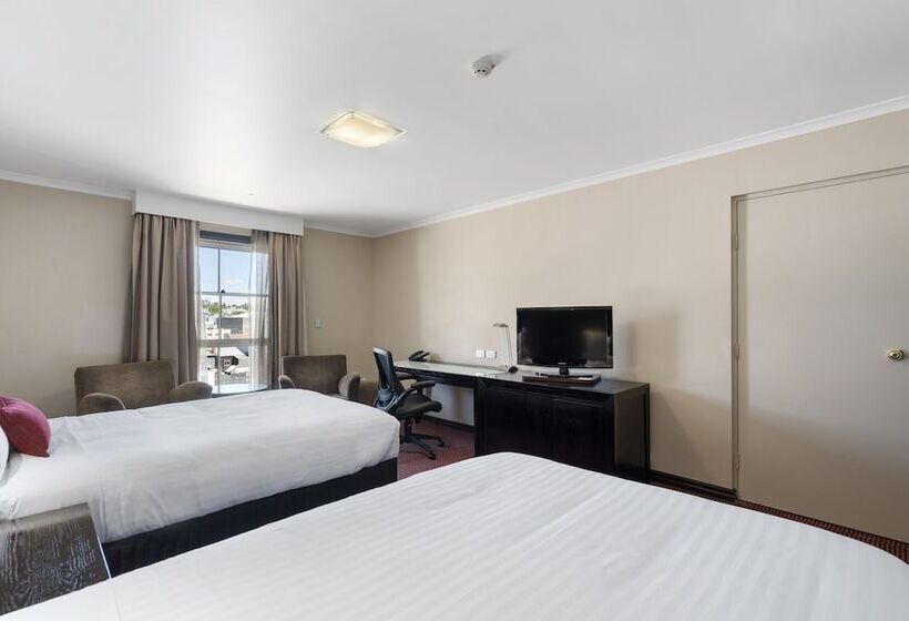 Superior Room, Grand Chancellor Launceston