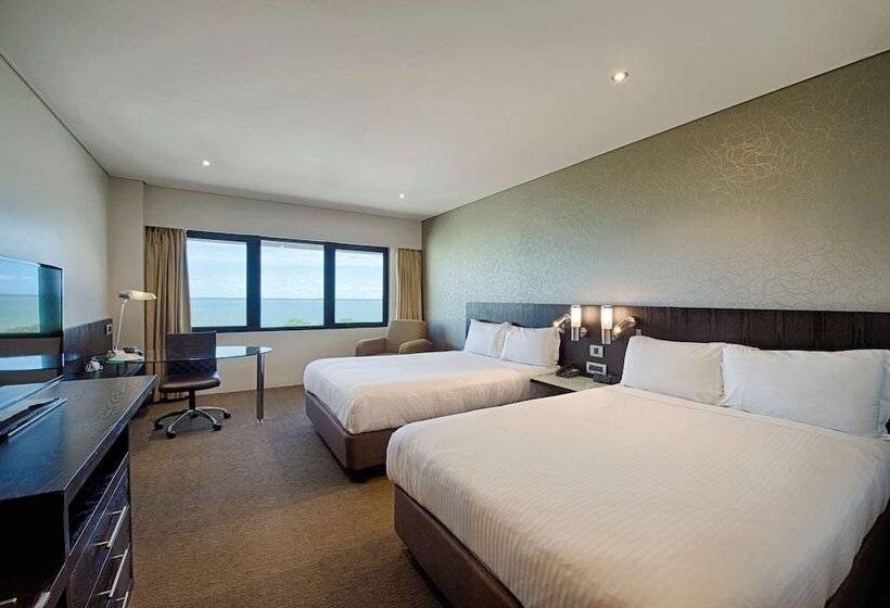 Standard Room with Views, Hilton Darwin