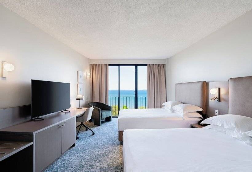 اتاق استاندارد با چشم‌انداز, Hilton Garden Inn Darwin