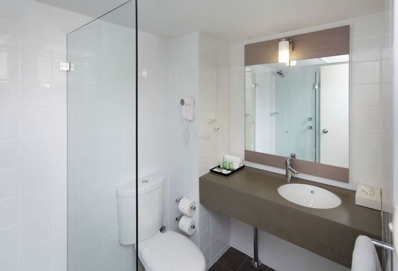 اتاق سوپریور با چشم‌انداز شهر, Ibis Perth