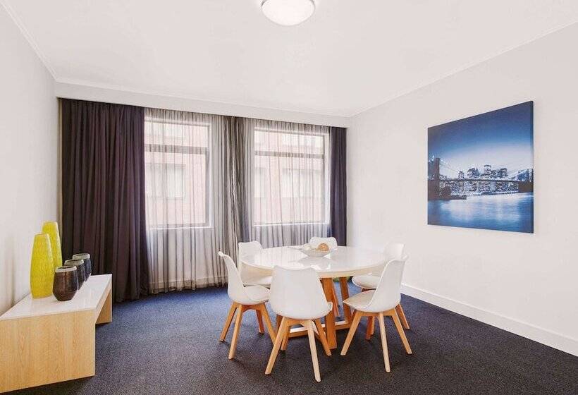 Suite, Mercure Melbourne Albert Park