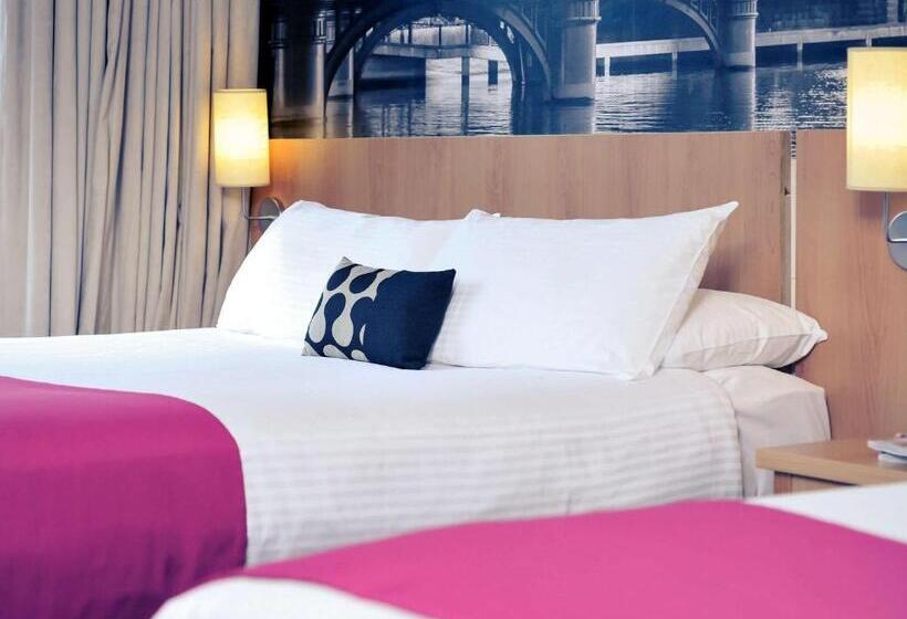 اتاق استاندارد سه نفره, Mercure North Melbourne