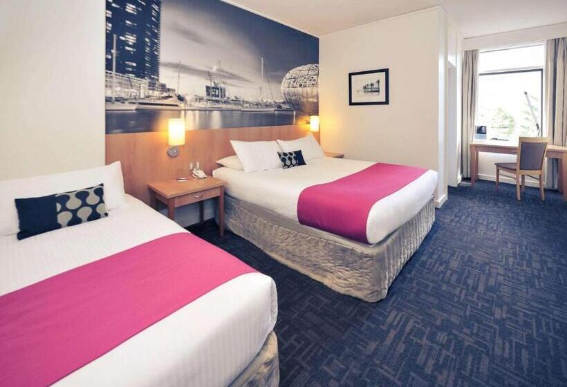 اتاق استاندارد سه نفره, Mercure North Melbourne