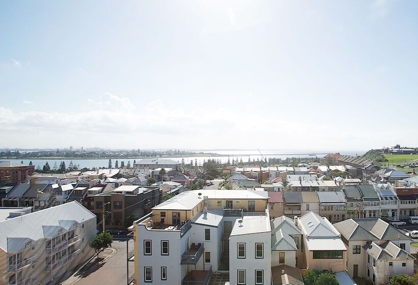 Standard Room with Views, Noah S On The Beach