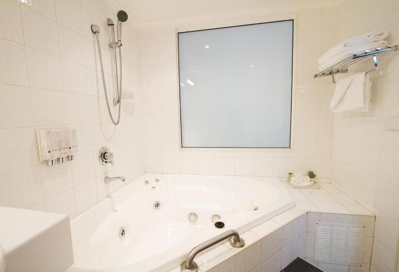 سوییت, The Select Inn Gosford