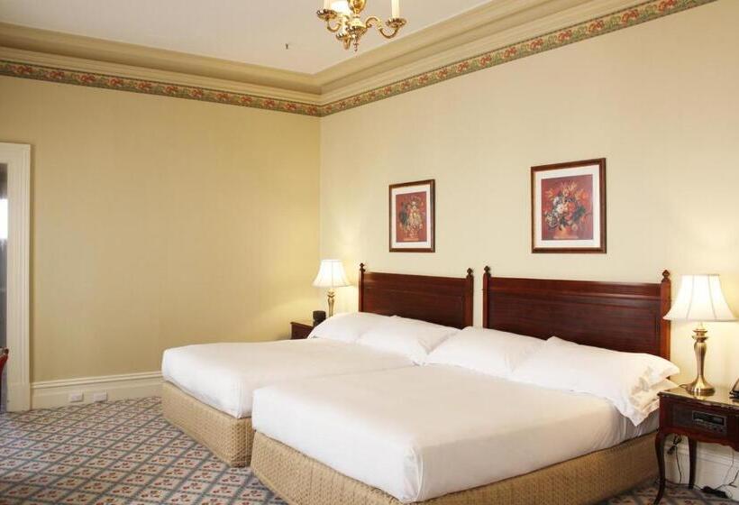 اتاق استاندارد, The Windsor