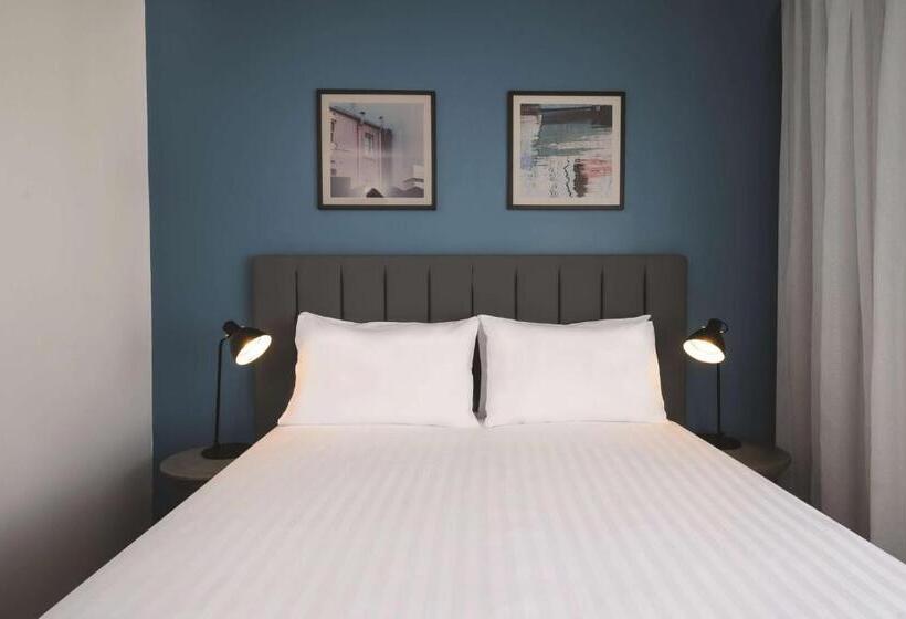 اتاق استاندارد, Travelodge Hotel Hobart