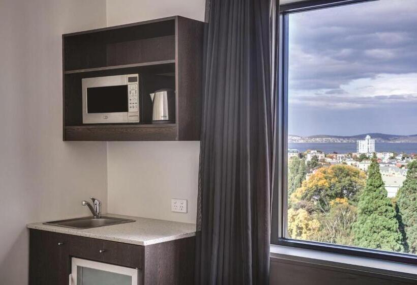 اتاق اجرایی, Travelodge Hotel Hobart