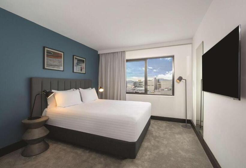 اتاق استاندارد با چشم‌انداز شهر, Travelodge Hotel Hobart