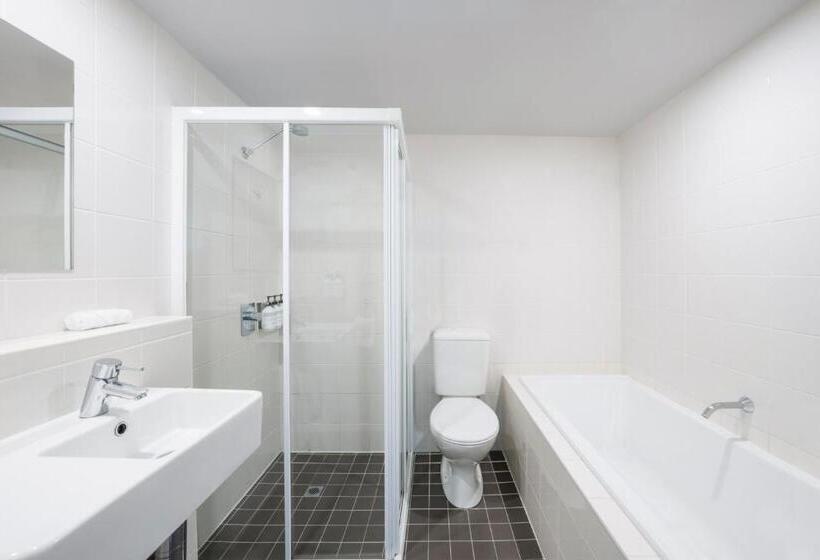 اتاق خانوادگی, Travelodge Hotel Hobart