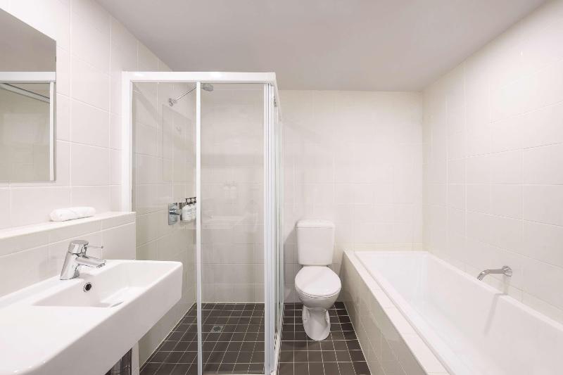 اتاق اجرایی, Travelodge Hotel Hobart