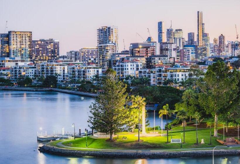 سوییت جونیور, View Brisbane