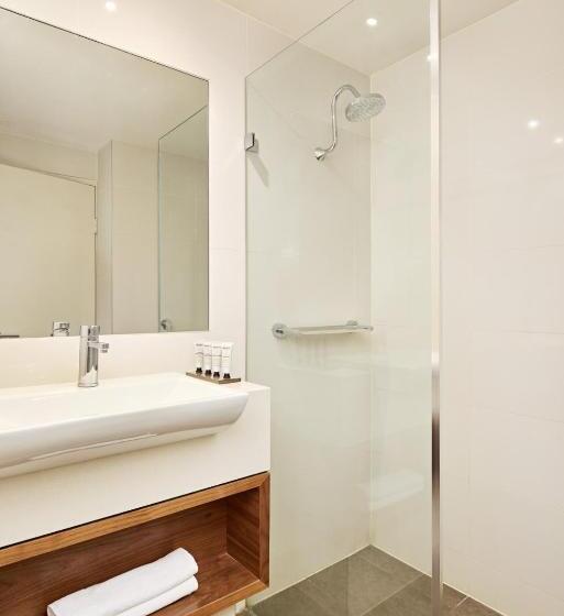 اتاق لوکس با تخت بزرگ, View Melbourne