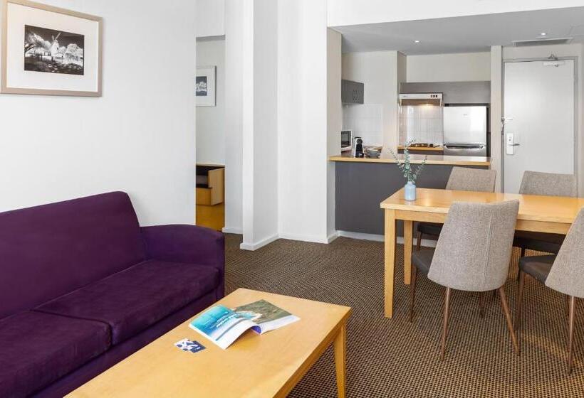 Executive-sviitti, Novotel Perth Langley
