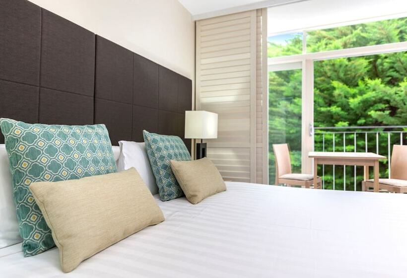 Standard Room, Mantra Lorne