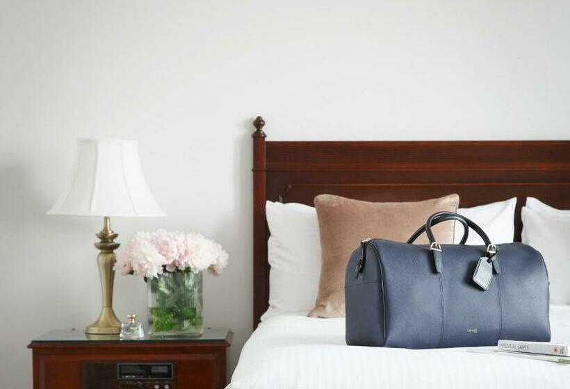 اتاق لوکس با تخت بزرگ, The Windsor