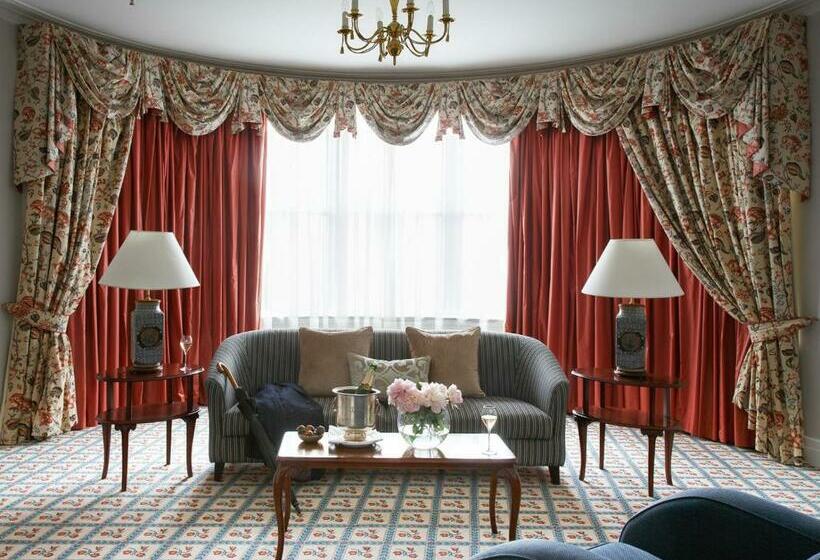 Suite, The  Windsor