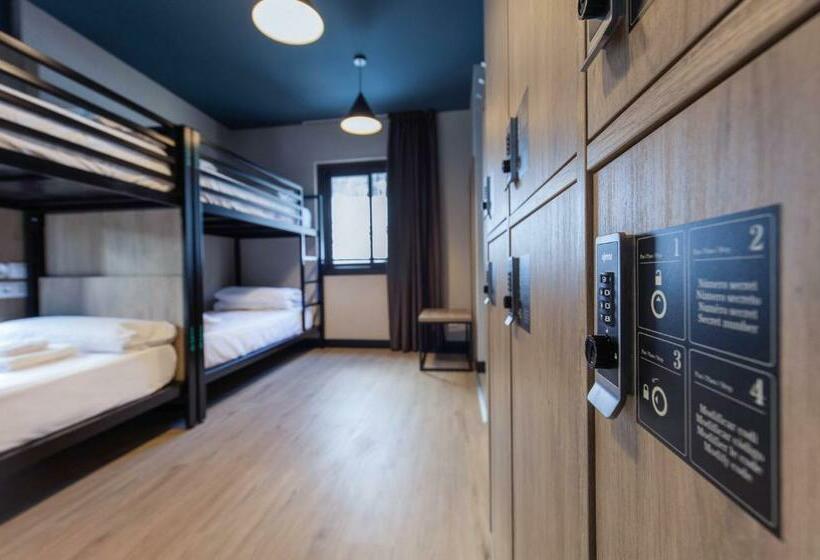 4인용 스탠다드 룸, Font Andorra Hostel