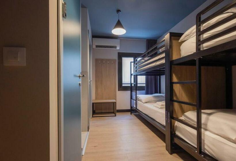 Geteiltes Mehrbettzimmer, Font Andorra Hostel