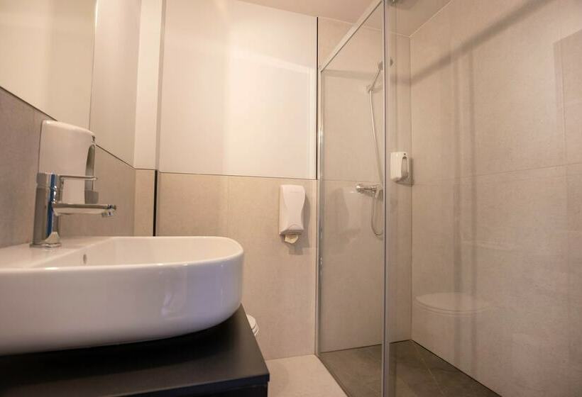 اتاق استاندارد, Font Andorra Hostel