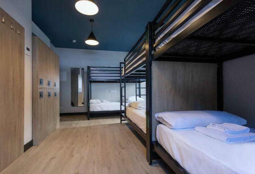 غرفة عائلية, Font Andorra Hostel