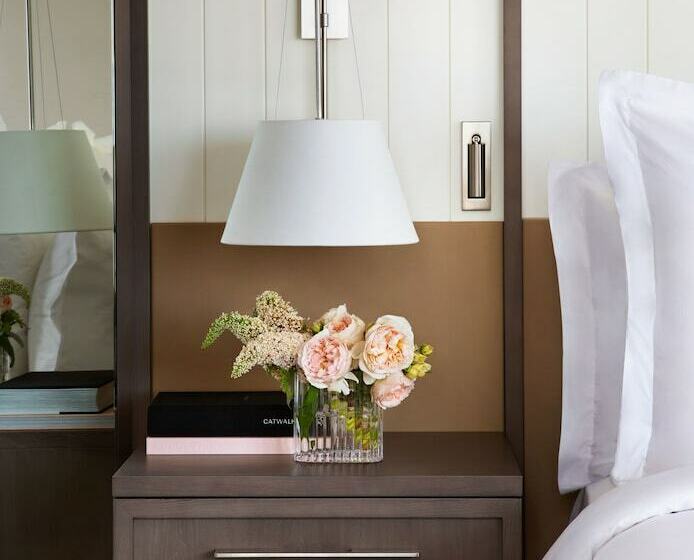Quarto Deluxe, Four Seasons Hotel Sydney