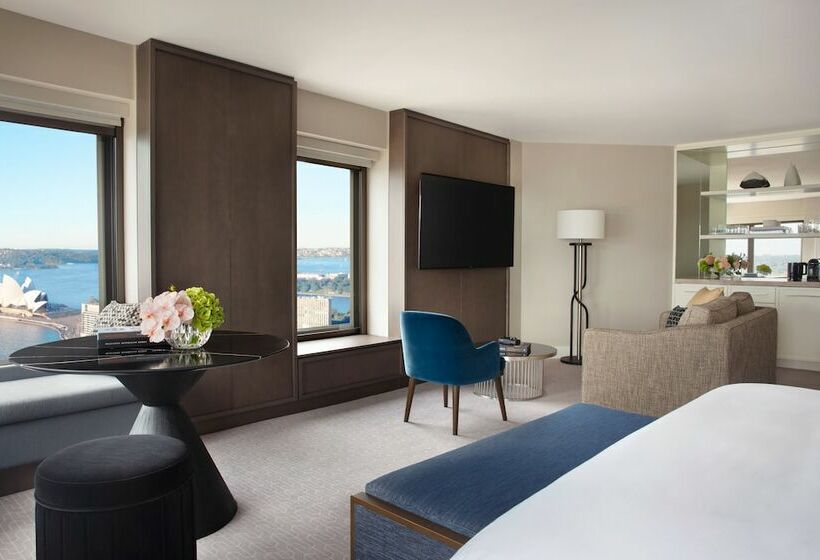 غرفة كلوب سرير كينج, Four Seasons  Sydney