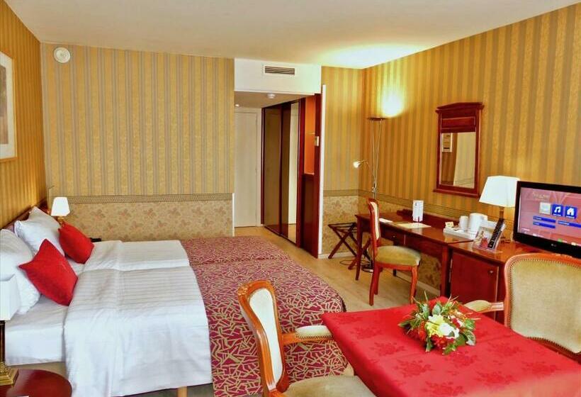اتاق استاندارد, Golden Tulip Hotel De’ Medici