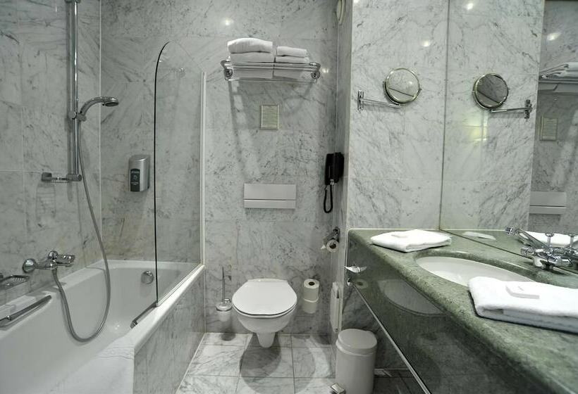 اتاق استاندارد, Golden Tulip Hotel De’ Medici
