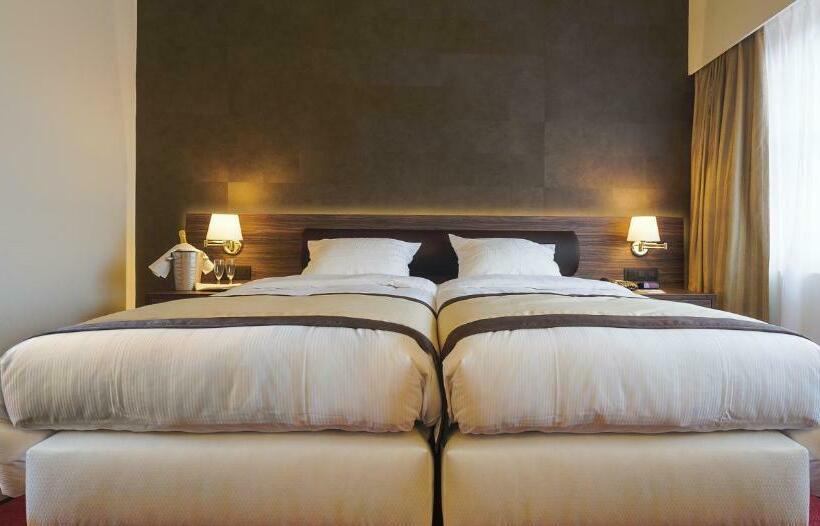 اتاق راحتی, Golden Tulip Hotel De’ Medici