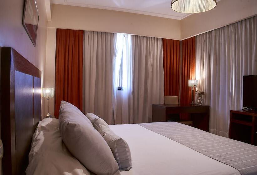 اتاق استاندارد یک نفره, Catalinas Tucuman