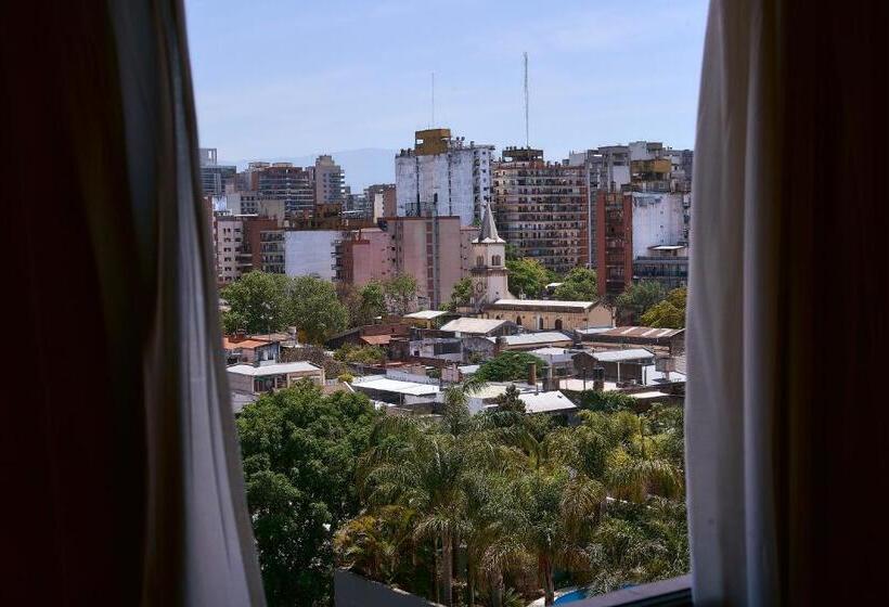 اتاق استاندارد سه نفره, Catalinas Tucuman