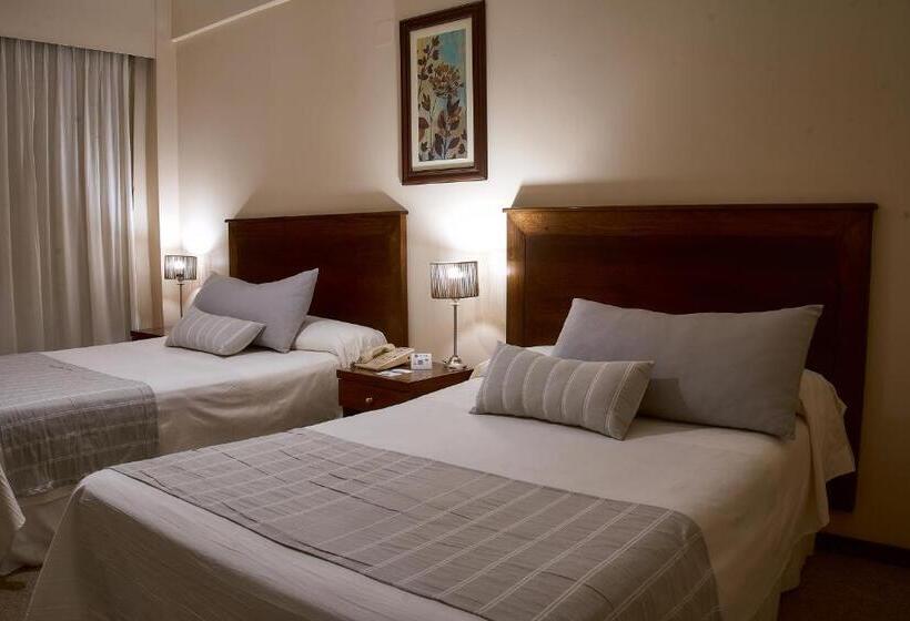 اتاق استاندارد سه نفره, Catalinas Tucuman
