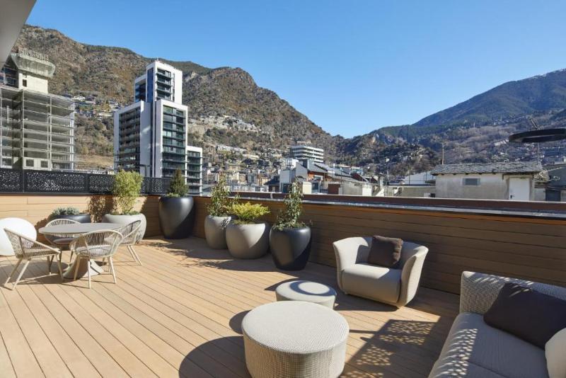 سوییت, Mim Andorra