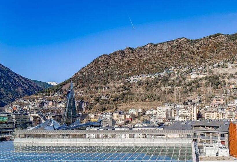 اتاق کلاسیک سه تخته, Roc Blanc Hotel & Spa