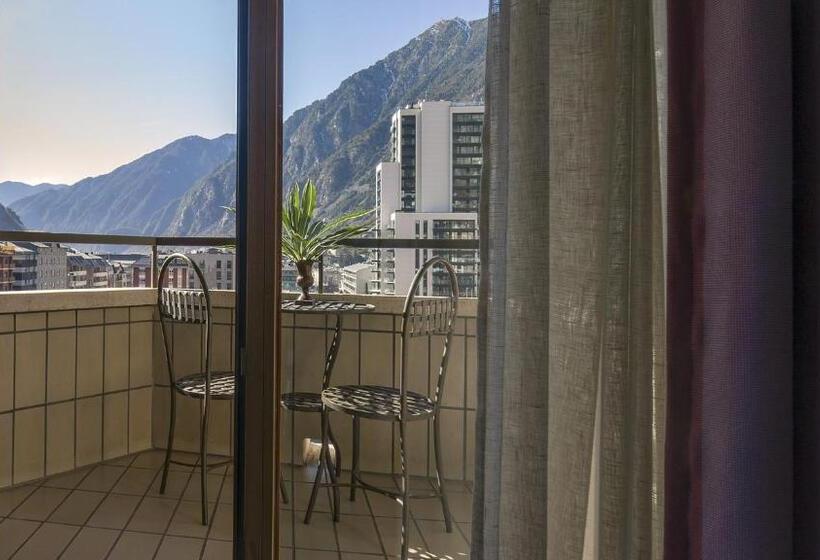 اتاق استاندارد با بالکن, Roc Blanc Hotel & Spa