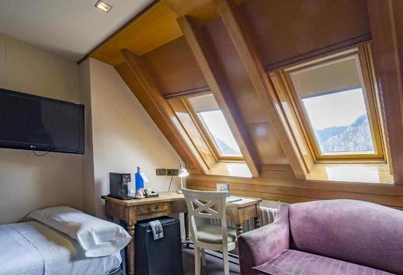 اتاق سوپریور سه تخته, Roc Blanc Hotel & Spa