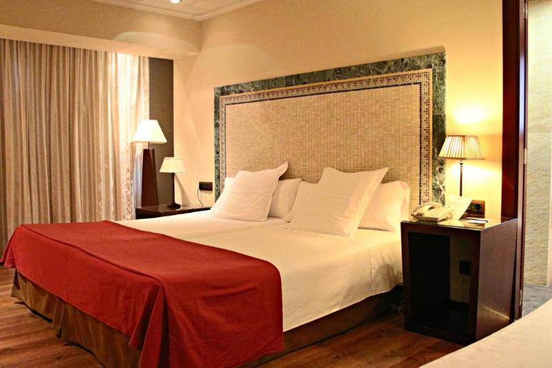 اتاق سوپریور سه تخته, Roc Blanc Hotel & Spa