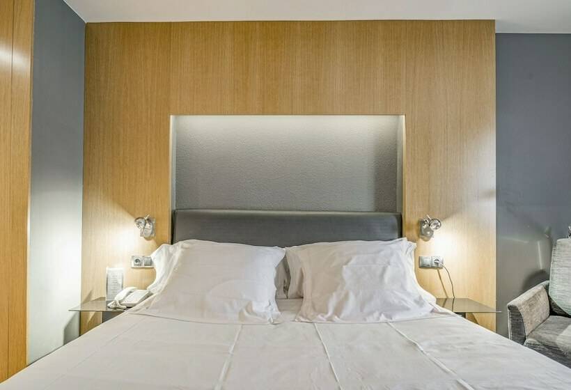 اتاق استاندارد, Roc Blanc Hotel & Spa