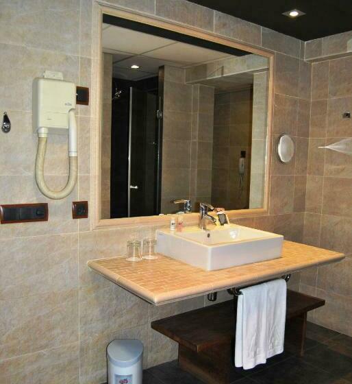 اتاق رمانتیک, Roc Blanc Hotel & Spa