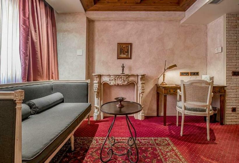 سوییت, Roc Blanc Hotel & Spa