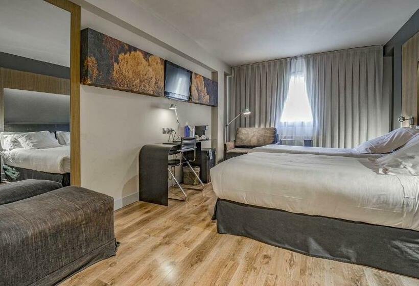 اتاق کلاسیک سه تخته, Roc Blanc Hotel & Spa