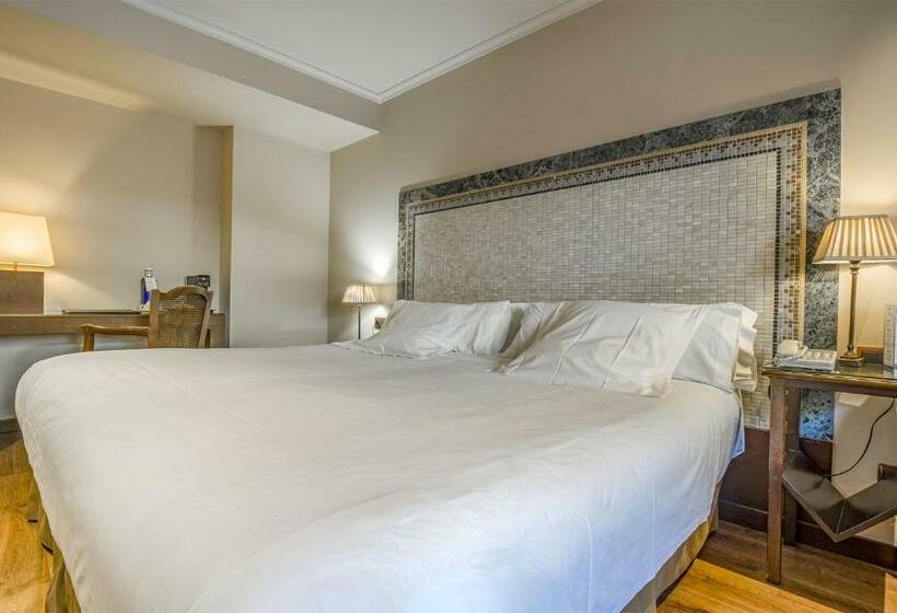 اتاق استاندارد با بالکن, Roc Blanc Hotel & Spa