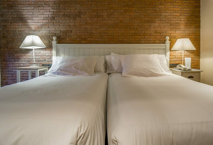 اتاق سوپریور سه تخته, Roc Blanc Hotel & Spa